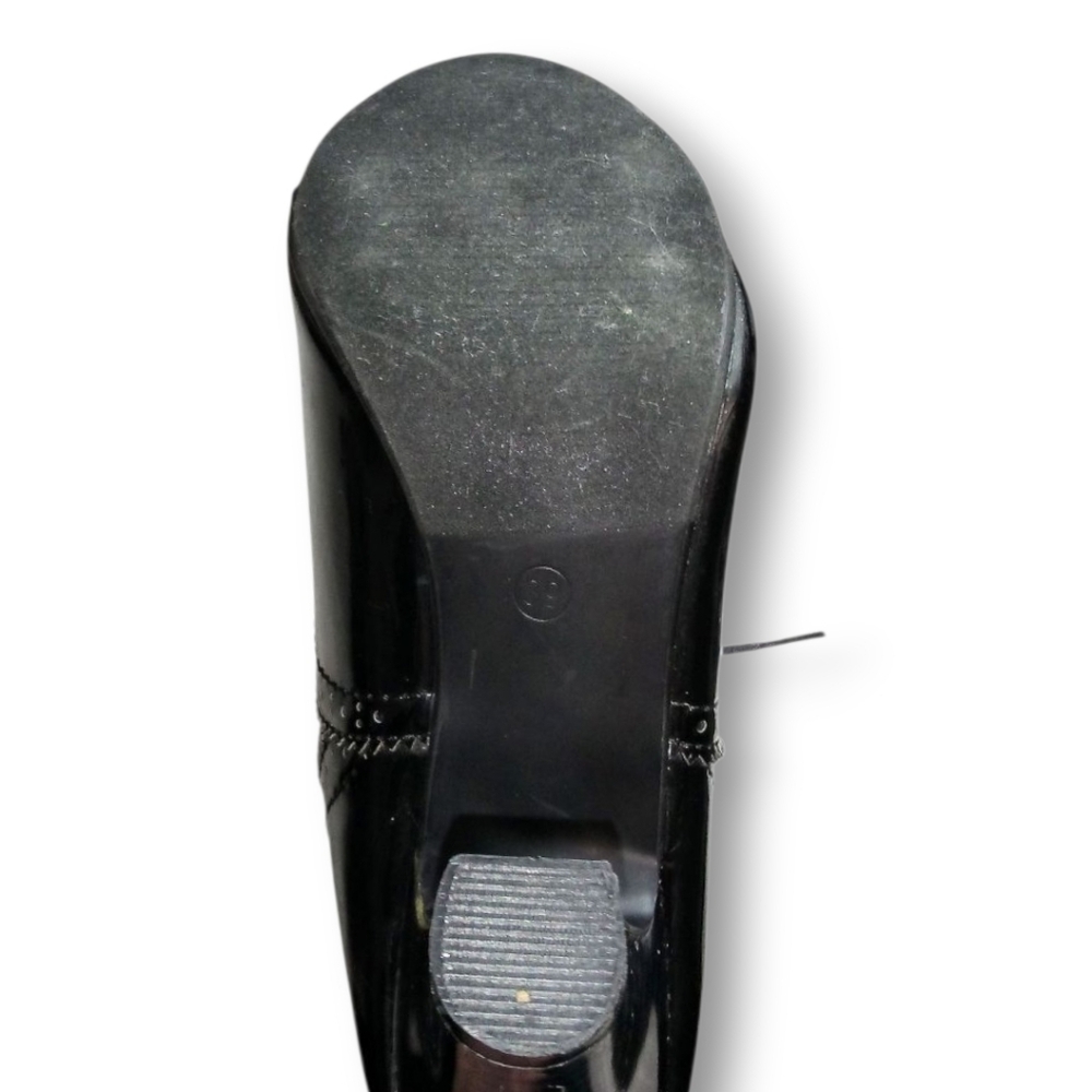 Vivacouture Black Patent Leather Heels - Picture 4 of 7